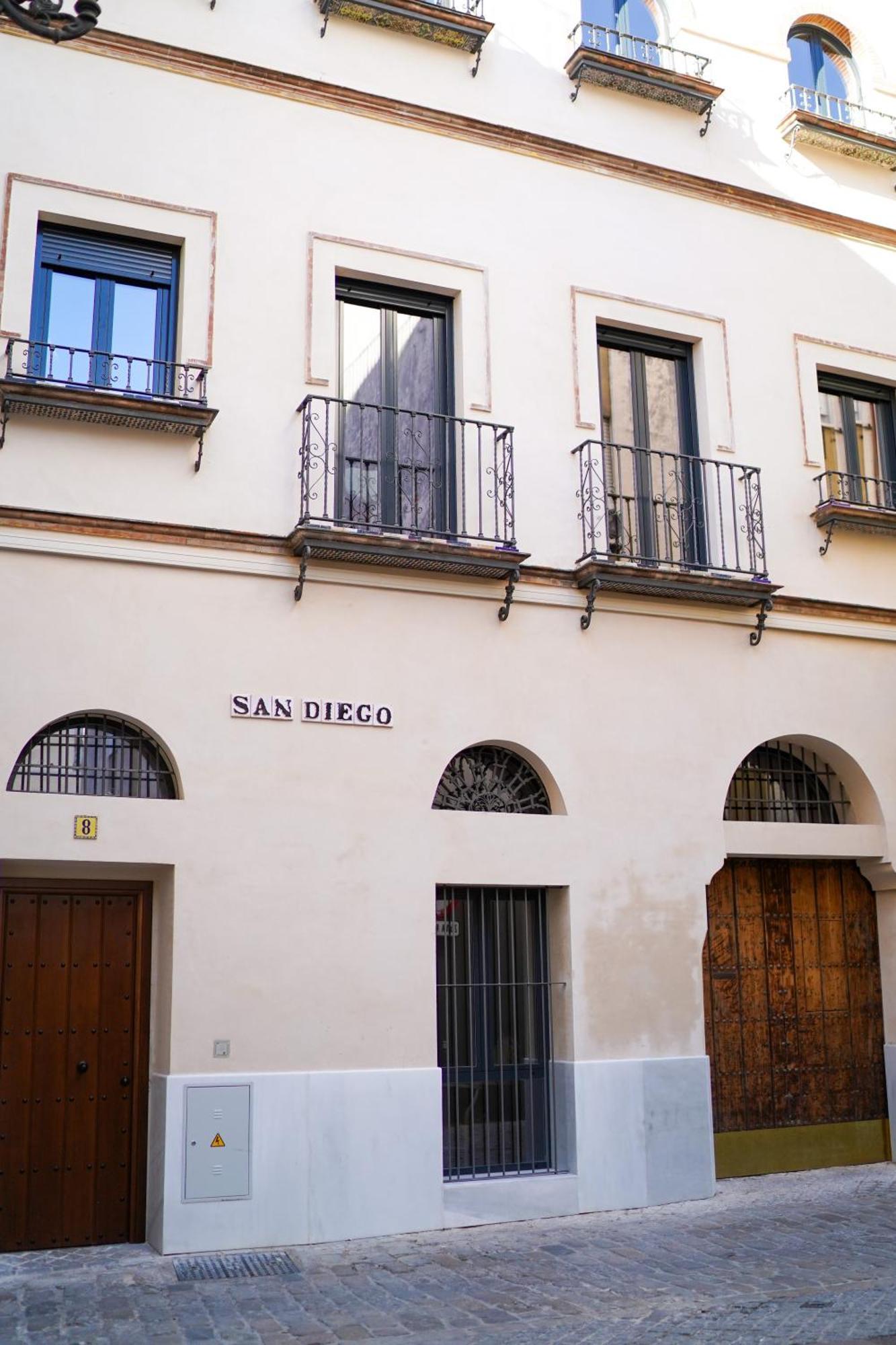 Cathedral Sevilla Views Exterior photo
