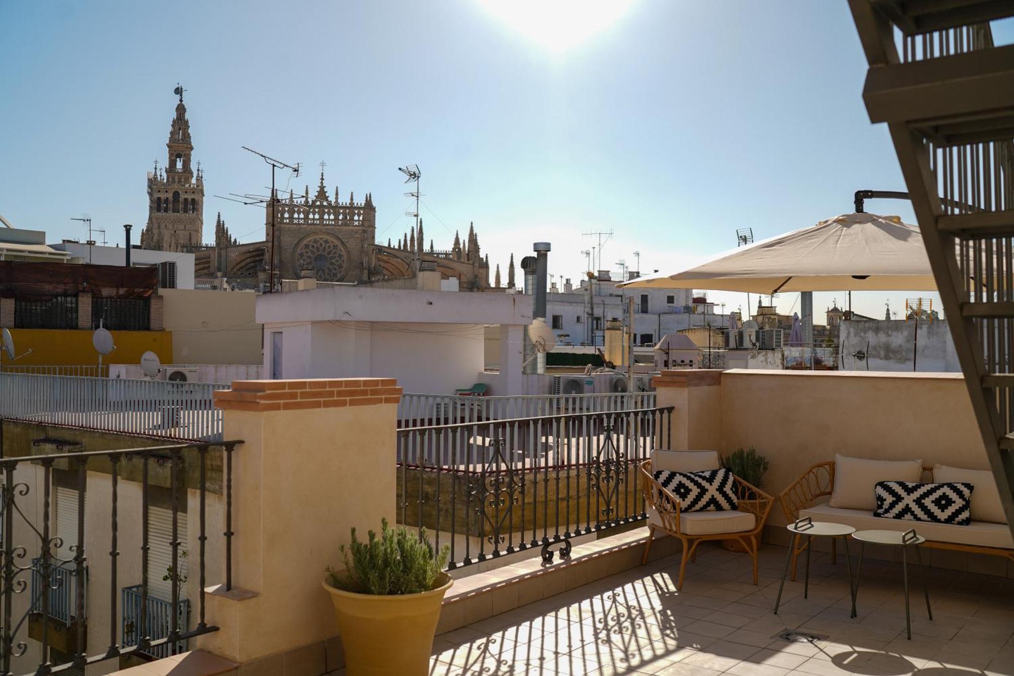Cathedral Sevilla Views Exterior photo